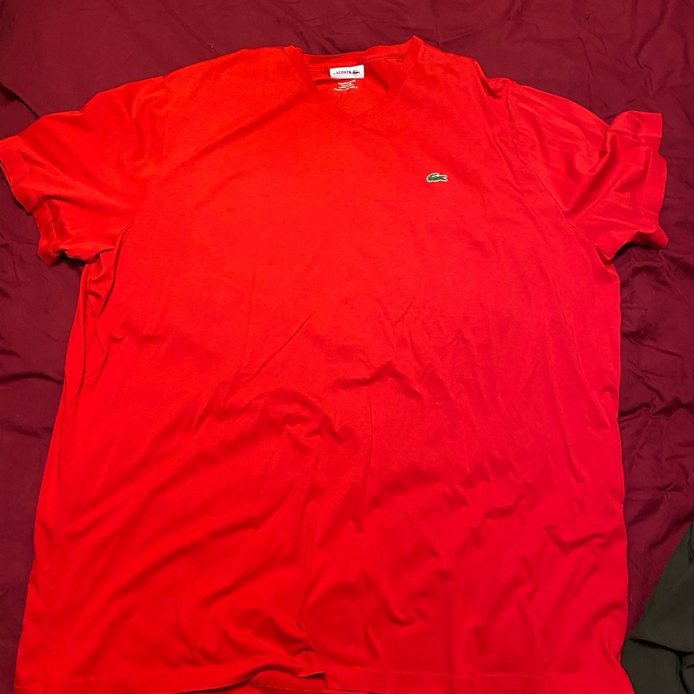 Lacoste like new red t-shirt